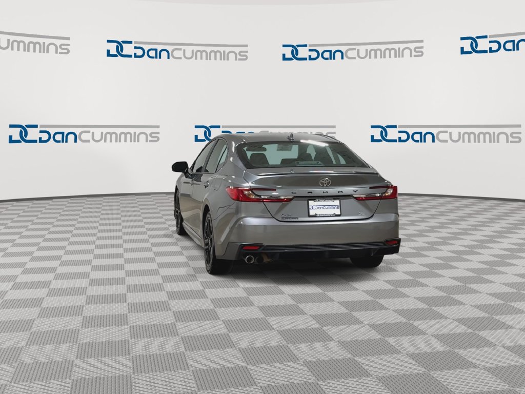 Used 2025 Toyota Camry SE FWD image 8