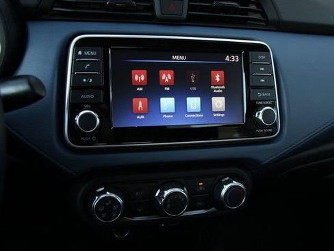 New 2025 Nissan Versa SV w/ Trunk Package image 18