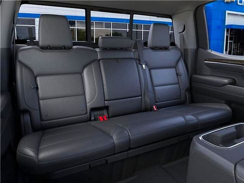 New 2026 GMC Sierra 1500 SLT w/ SLT Premium Plus Package image 17