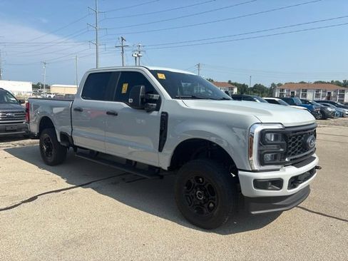 Used 2025 Ford F250 XL w/ STX Appearance Package AWD/4WD image 3