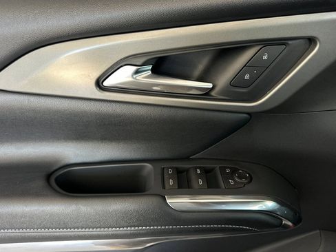 New 2026 Chevrolet Traverse LT FWD image 11