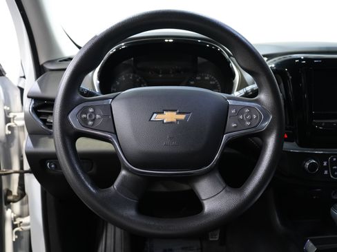 Used 2020 Chevrolet Traverse L FWD image 38
