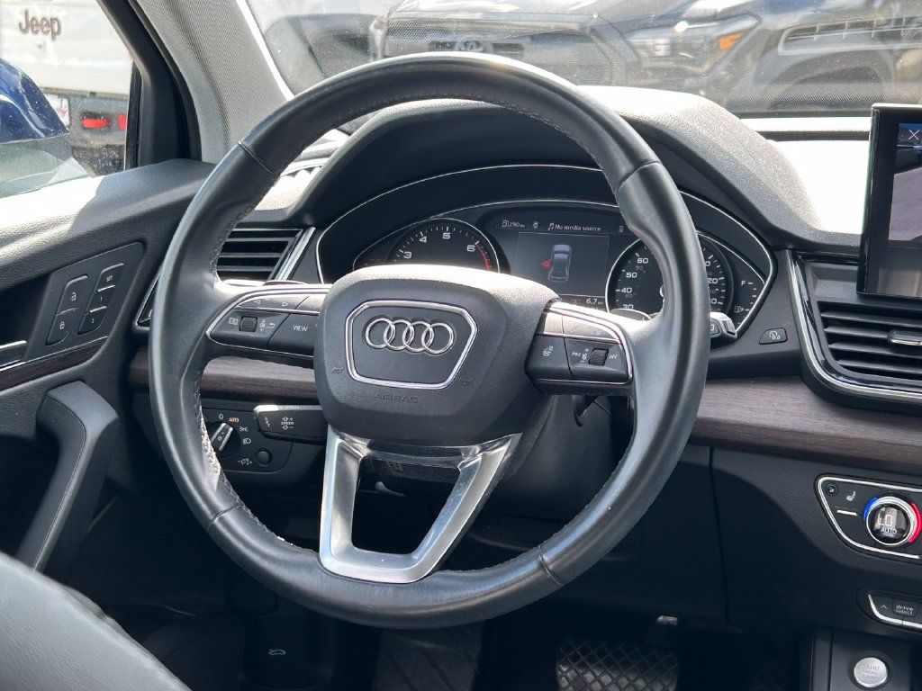 Used 2021 Audi Q5 2.0T Premium AWD/4WD image 39