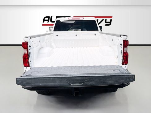 Used 2024 Chevrolet Silverado 2500 Custom w/ Custom Convenience Package AWD/4WD image 24