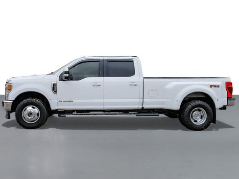 Used 2020 Ford F350 Lariat w/ Lariat Value Package image 9