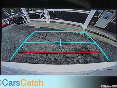 Used 2023 Toyota Camry SE image 28