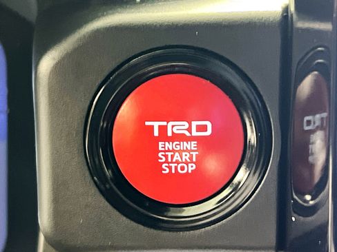 Used 2024 Toyota Tacoma TRD Off-Road AWD/4WD image 24