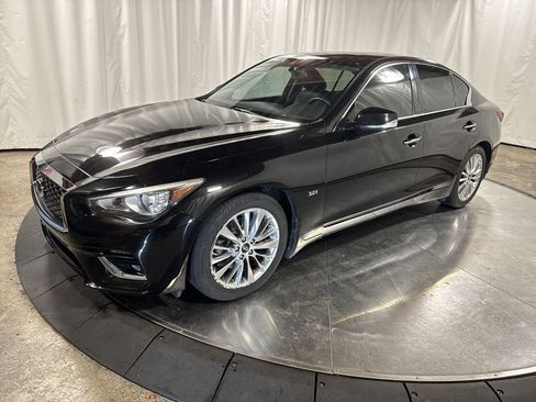Used 2018 INFINITI Q50 Luxe w/ Cargo Package (L95) image 1