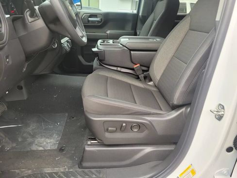 New 2026 Chevrolet Silverado 1500 Custom RWD image 10