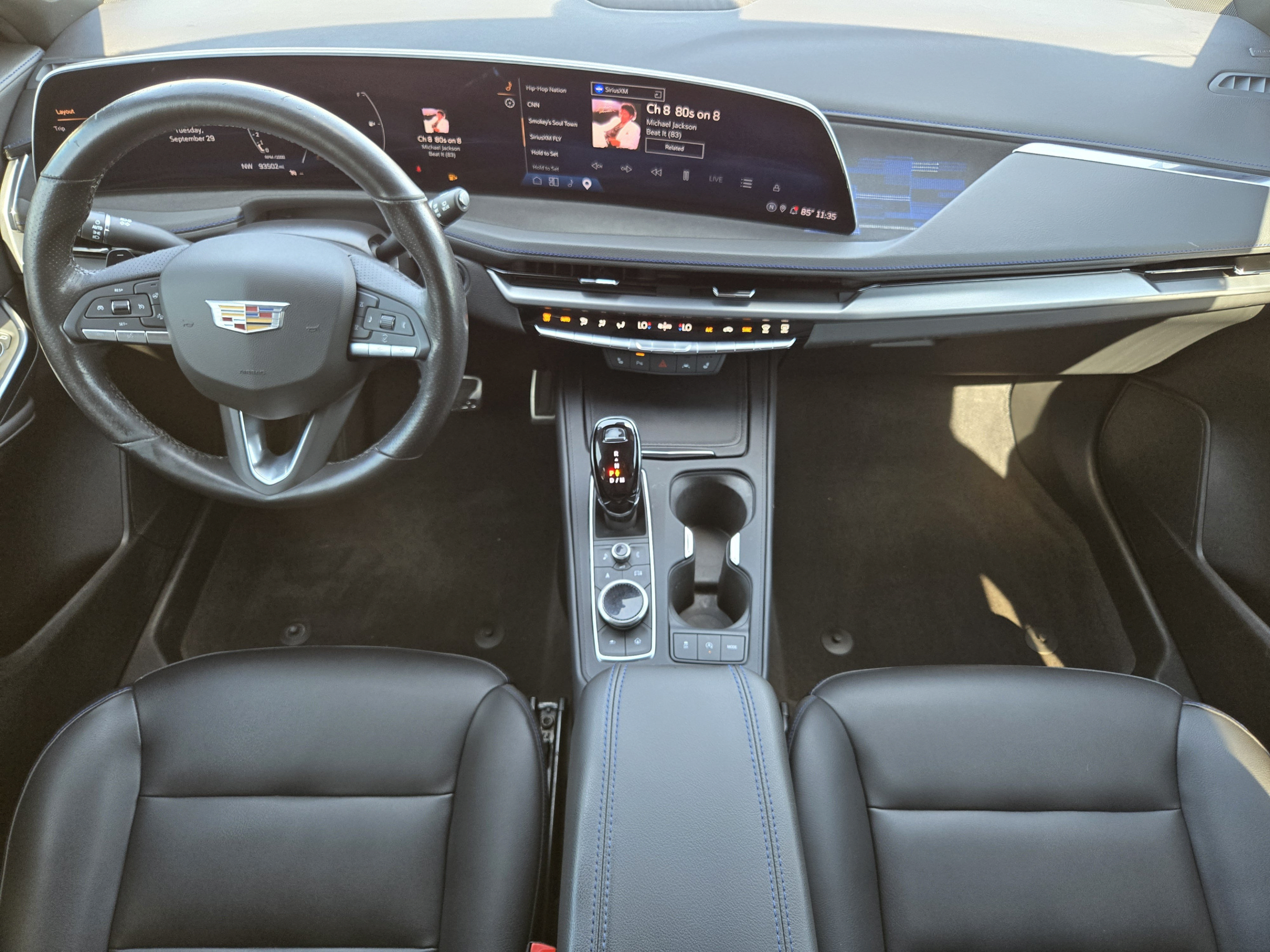 Used 2024 Cadillac XT4 Sport w/ Cold Weather Package FWD image 23