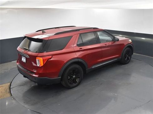 Used 2021 Ford Explorer XLT w/ Class III Trailer Tow Package image 28