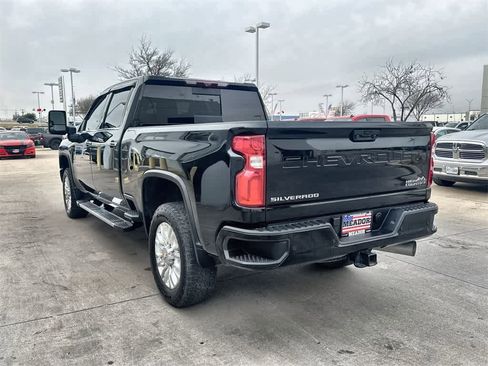 Used 2023 Chevrolet Silverado 2500 High Country w/ Z71 Off-Road Package image 4