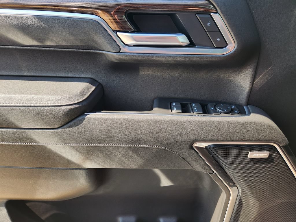 New 2026 Chevrolet Silverado 1500 RST AWD/4WD image 16