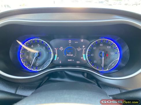 Certified 2024 Chrysler Pacifica Touring-L FWD image 20