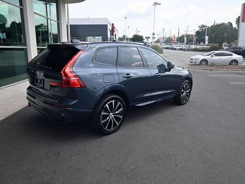 Used 2024 Volvo XC60 B5 Ultimate w/ Protection Package Premier AWD/4WD image 11