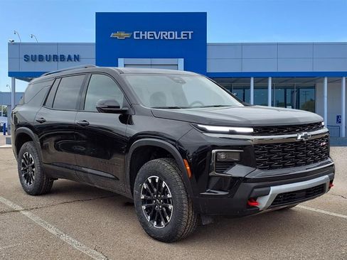 New 2026 Chevrolet Traverse Z71 w/ Driver Confidence Package image 3