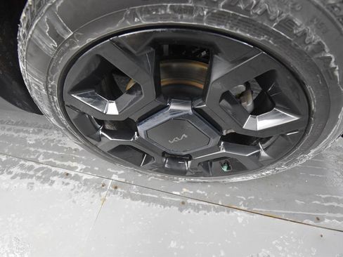 Used 2025 Kia Sorento SX Prestige w/ Olive Brown Leather Package image 9