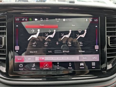 Used 2024 Dodge Durango GT AWD/4WD image 31