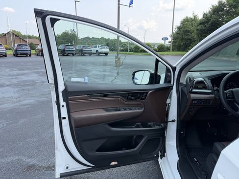 Used 2026 Honda Odyssey Elite image 23