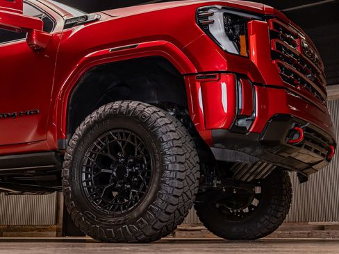 Used 2024 GMC Sierra 3500 AT4 w/ AT4 Premium Plus Package image 16