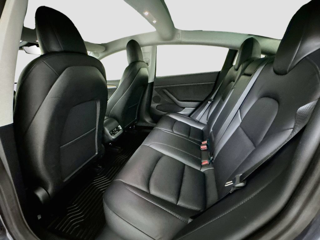 Used 2023 Tesla Model 3 Standard Range RWD image 21