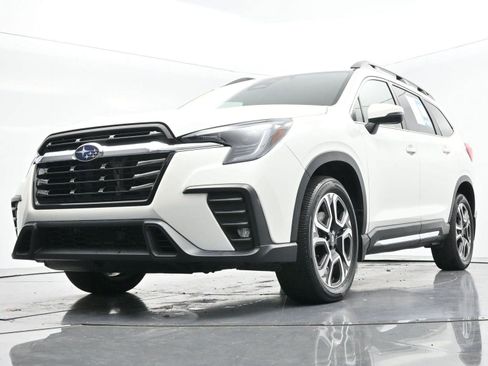 Used 2023 Subaru Ascent Limited image 47