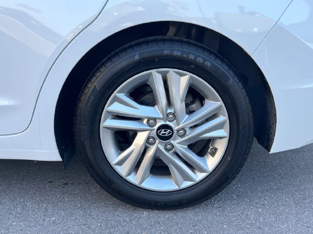 Used 2020 Hyundai Elantra Value Edition w/ Cargo Package (C1) FWD image 10