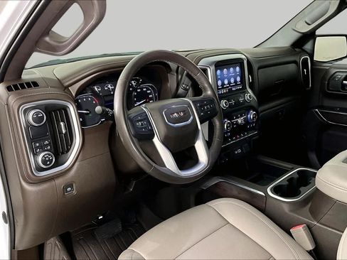 Certified 2022 GMC Sierra 1500 SLT w/ SLT Convenience Package RWD image 17