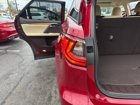 Used 2019 Lexus RX 350L Luxury image 20