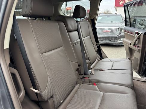 Used 2010 Lexus GX 460 image 42