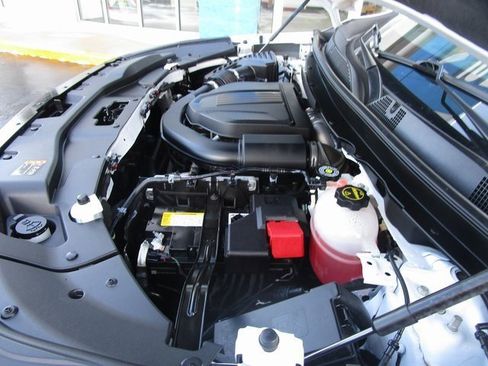 Certified 2024 Chevrolet Traverse Z71 w/ Enhanced Driving Package image 10