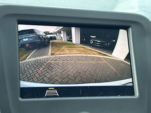 Used 2020 Chevrolet Equinox LT image 22