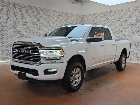 Used 2024 RAM 2500 Laramie image 3