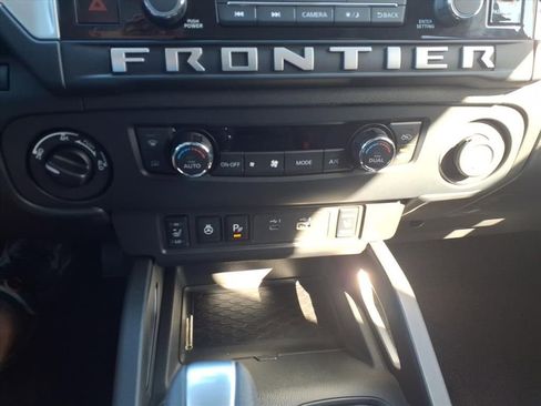 New 2026 Nissan Frontier SV w/ SV Convenience Package image 18