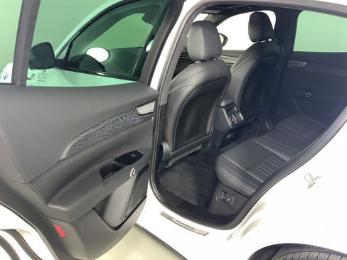 Used 2023 Maserati Grecale Modena image 34