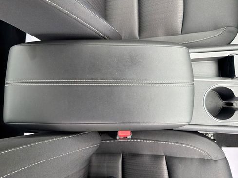 Used 2022 Nissan Altima 2.5 SV FWD image 28