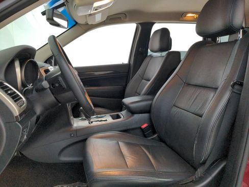 Used 2013 Jeep Grand Cherokee Laredo w/ Laredo E Group AWD/4WD image 17