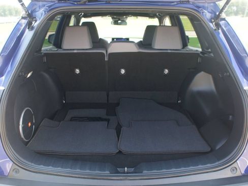 Used 2024 Toyota Corolla Cross AWD Hybrid w/ Moonroof Package image 16