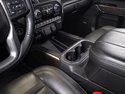 Used 2023 GMC Sierra 2500 Denali w/ Denali Ultimate Package AWD/4WD image 30