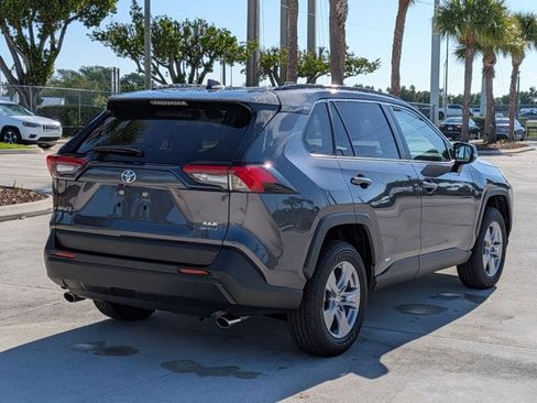 Certified 2025 Toyota RAV4 XLE AWD/4WD image 5