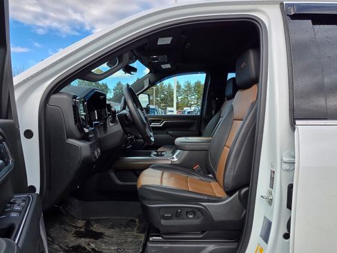 Used 2025 Chevrolet Silverado 2500 High Country w/ High Country Premium Package image 21
