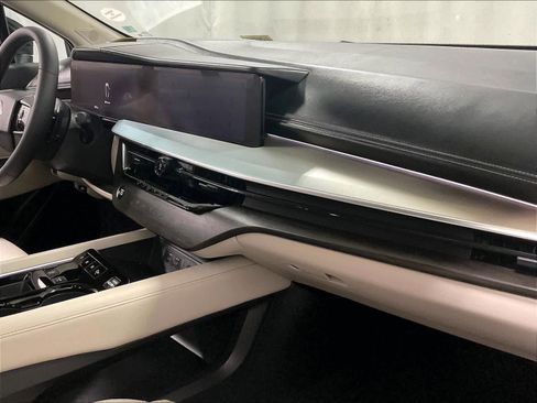 Used 2025 Nissan Murano SL w/ Cargo Package image 14