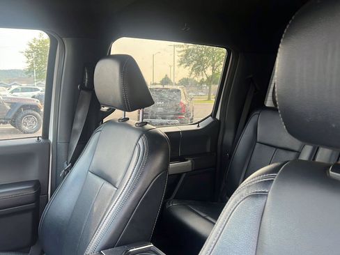 Used 2022 Ford F250 Lariat w/ Lariat Ultimate Package AWD/4WD image 21