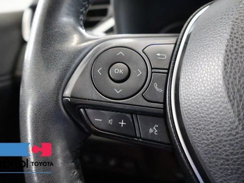Used 2022 Toyota RAV4 Limited AWD/4WD image 18