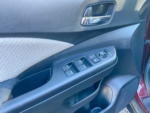 Used 2016 Honda CR-V EX image 11