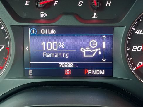 Used 2022 Chevrolet Camaro LT RWD image 35