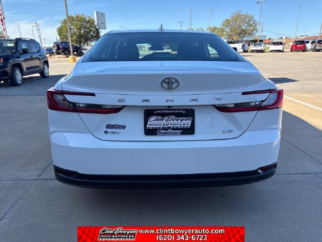 Used 2025 Toyota Camry LE FWD image 4