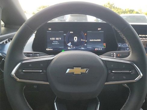 New 2026 Chevrolet Equinox EV LT image 12