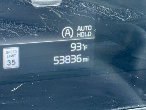 Used 2024 Kia Sportage EX FWD image 23