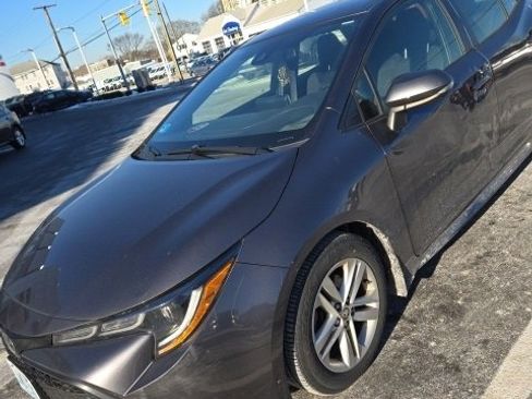 Used 2021 Toyota Corolla SE w/ Carpet Mat Package (TMS) image 2